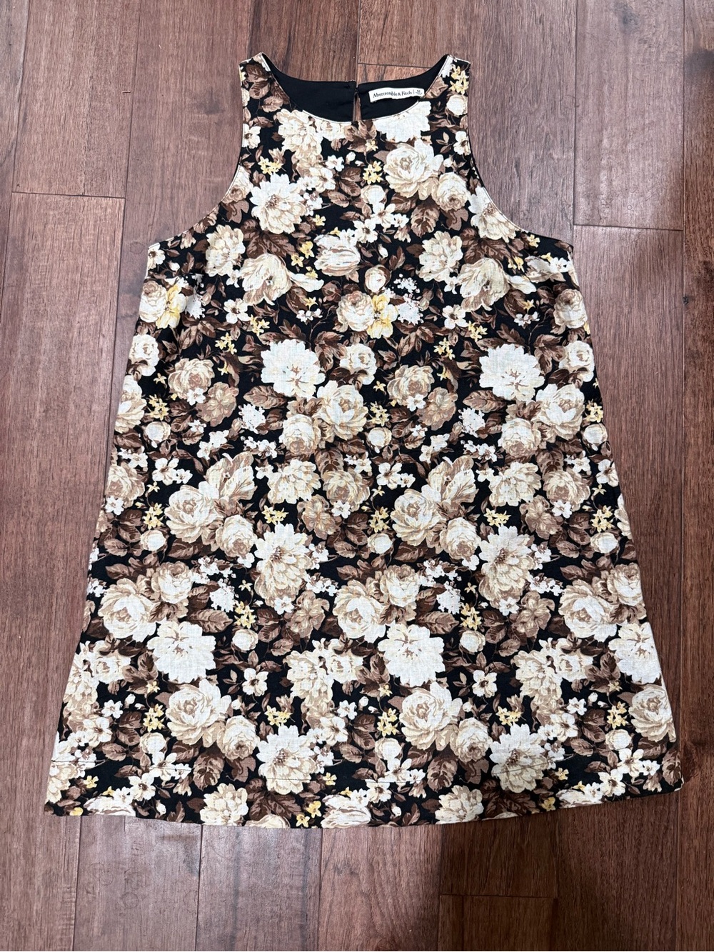 NWT M Abercrombie & Fitch Black Dress with Cream Floral Print